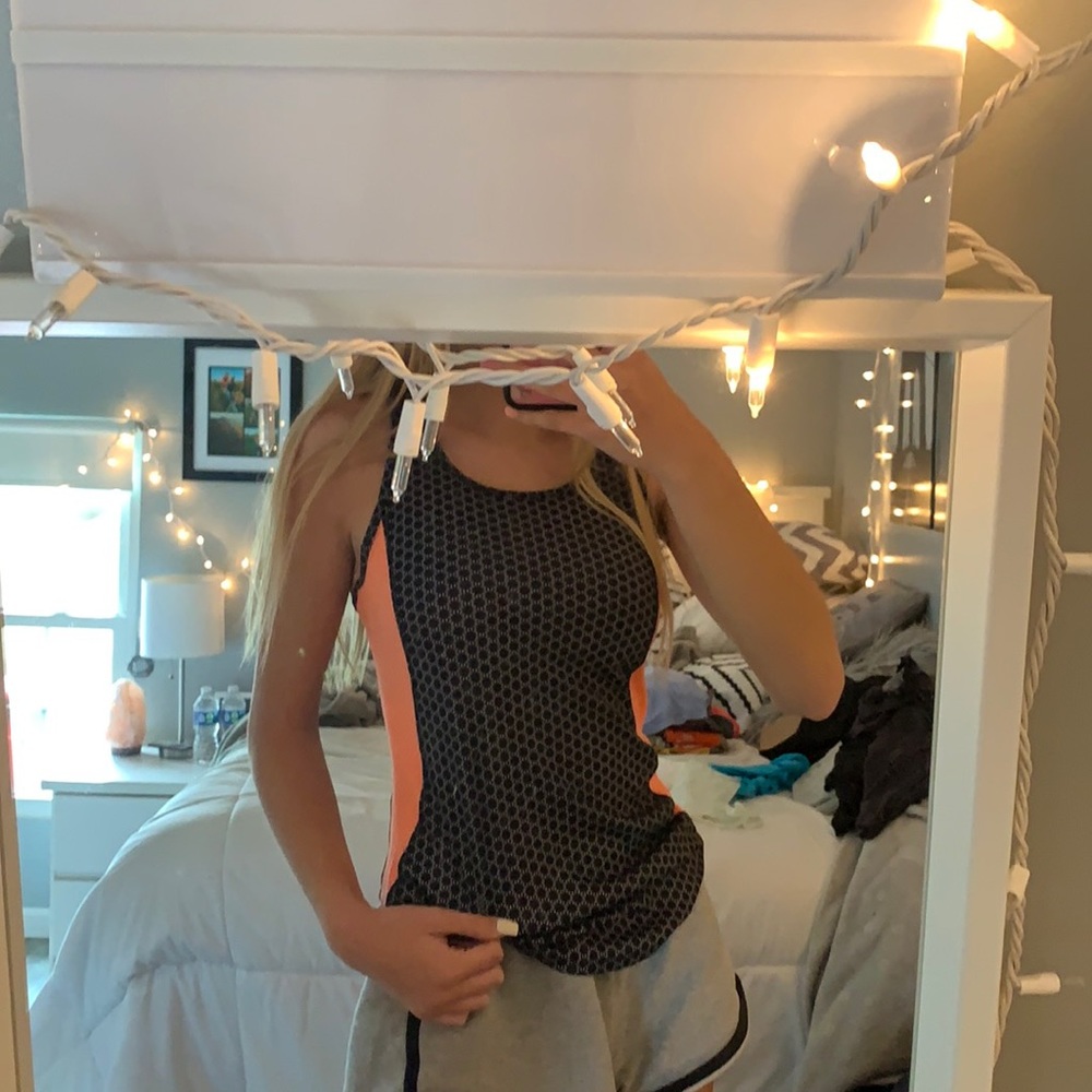 athletic razor back tank